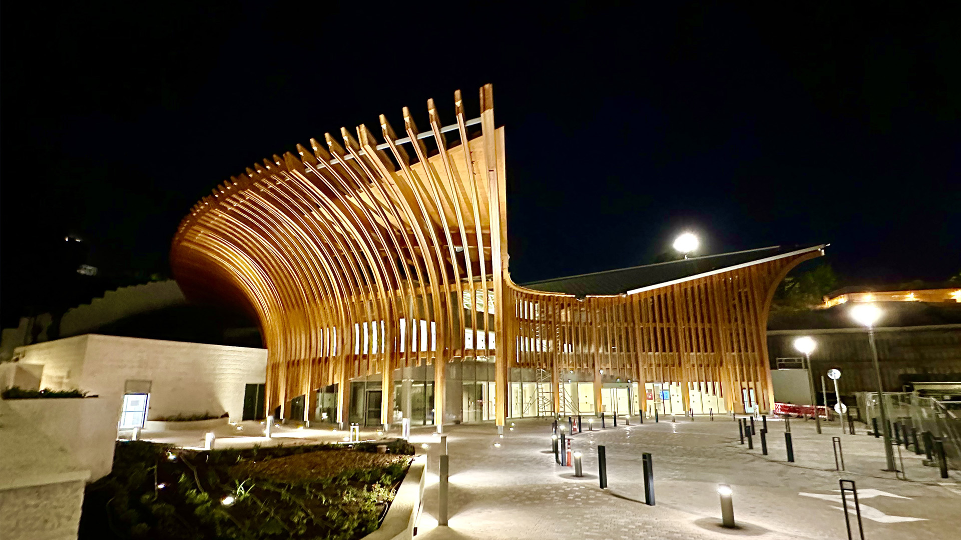 Shaare Zedek Medical Center media 1